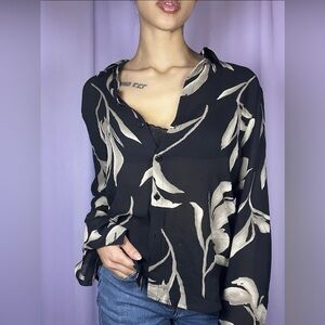 Jones New York Sheer Long Sleeve Blouse Size M Black 100% Silk Leaves Nature Art